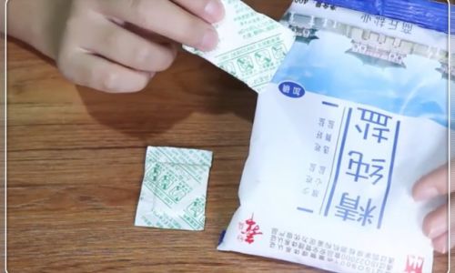 How to Effectively Prevent Table Salt from Becoming Damp