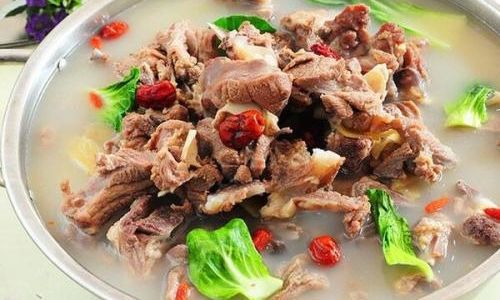 How to Stew Lamb Quickly and Deliciously