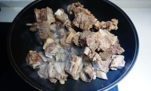 Mastering the Art of Making Delicious Beef Rib Stew