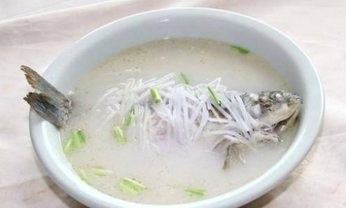 How to Cook the Most Nutritious Carp Soup