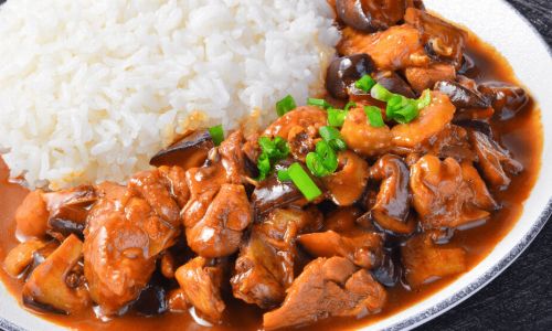 Mastering the Art of Cooking Tender,Flavorful,and Fall-Apart Chicken Stew