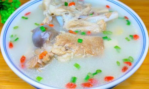 How to Cook Delicious Big Bone Broth