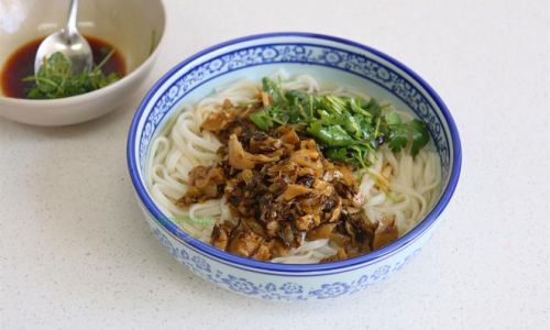 How to Make Delicious and Simple Noodles Sauce:A Comprehensive Guide