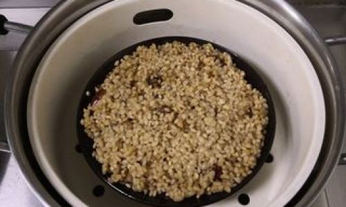 How to Cook Bean Rice in an Electric Rice Cooker