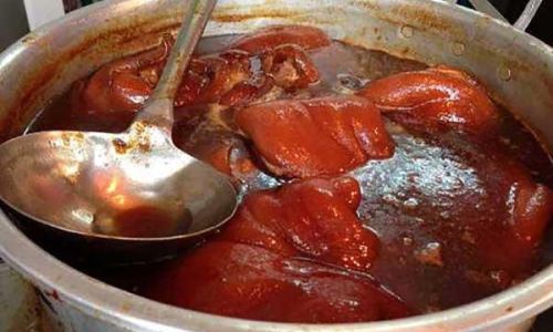 How to Properly Store Pork Feet for Optimal Freshness and Safety