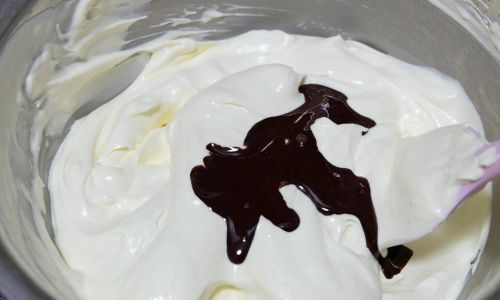 Managing Leftover Whipped Cream:Ingenious Ideas and Practical Tips