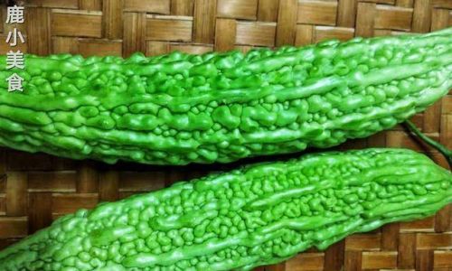 Mastering the Art of Handling Bitter Gourd:Techniques,Tips,and Delicious Recipes