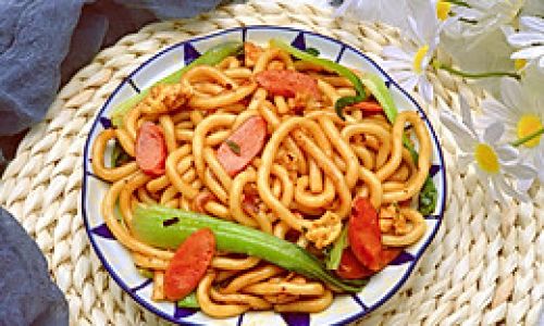 How to Cook Stir-Fried Potato Noodles:A Delicious and Easy Guide