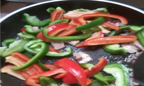 Mastering the Art of Stir-Frying Lean Meat:Tips for a Delicious Dish