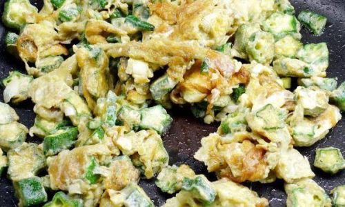 How to Cook Okra Without the Sticky Mess