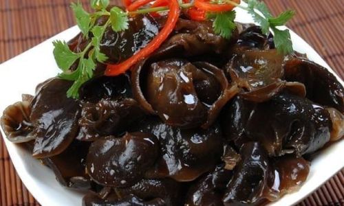 How to Cook Wood Ear Mushrooms Without the Explosion Risk