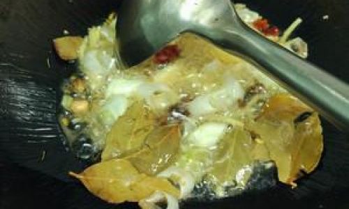 Mastering the Art of Cooking and Eating Snails:How to Make Them Easy to Suck Out
