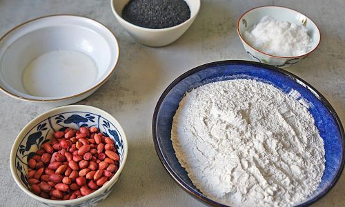 Mastering the Art of Roasting Black Sesame Seeds Without Burning
