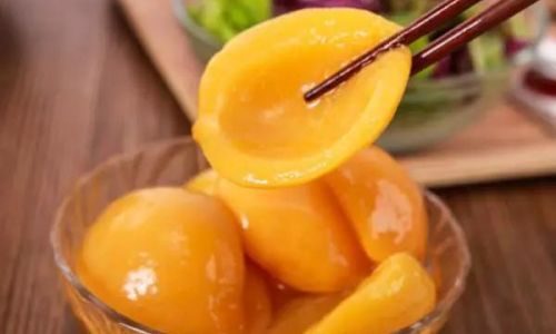 How to Preserve Homemade Fruit Cans