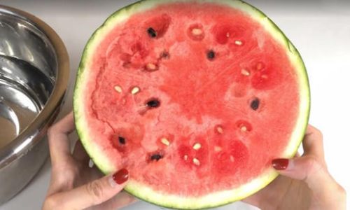 How to Keep Your Sliced Watermelon Fresh