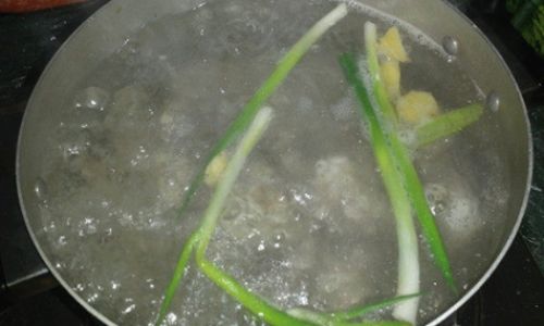 Mastering the Art of Crafting Creamy White Goat Soup
