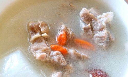 Mastering the Art of Crafting Creamy White Goat Soup