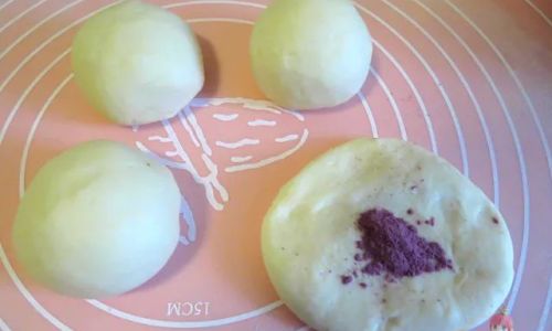 Mastering the Art of Shaping Dough into Perfect Spheres