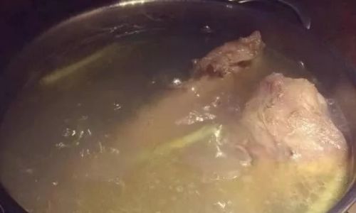 Mastering the Art of Making Rich and Flavorful Soups