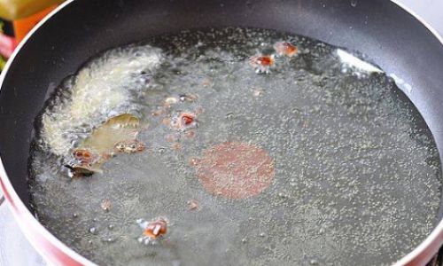 Mastering the Art of Crafting Spicy Aroma Pot Oil