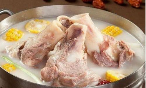 How to Make a Delicious and Nutritious Bone Broth