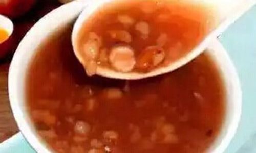 Mastering the Art of Cooking Delicious Eight-Treasure Rice Porridge