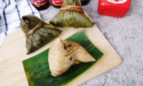 A Culinary Journey:Mastering the Art of Making Savory Meat Zongzi