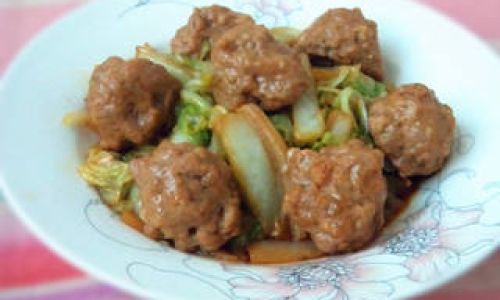 Delightful Combinations:Discovering the Best Dishes to Pair with Meatballs