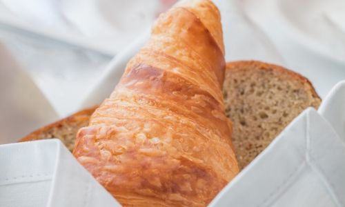 Can You Store Pork Floss Buns in the Refrigerator?A Comprehensive Guide